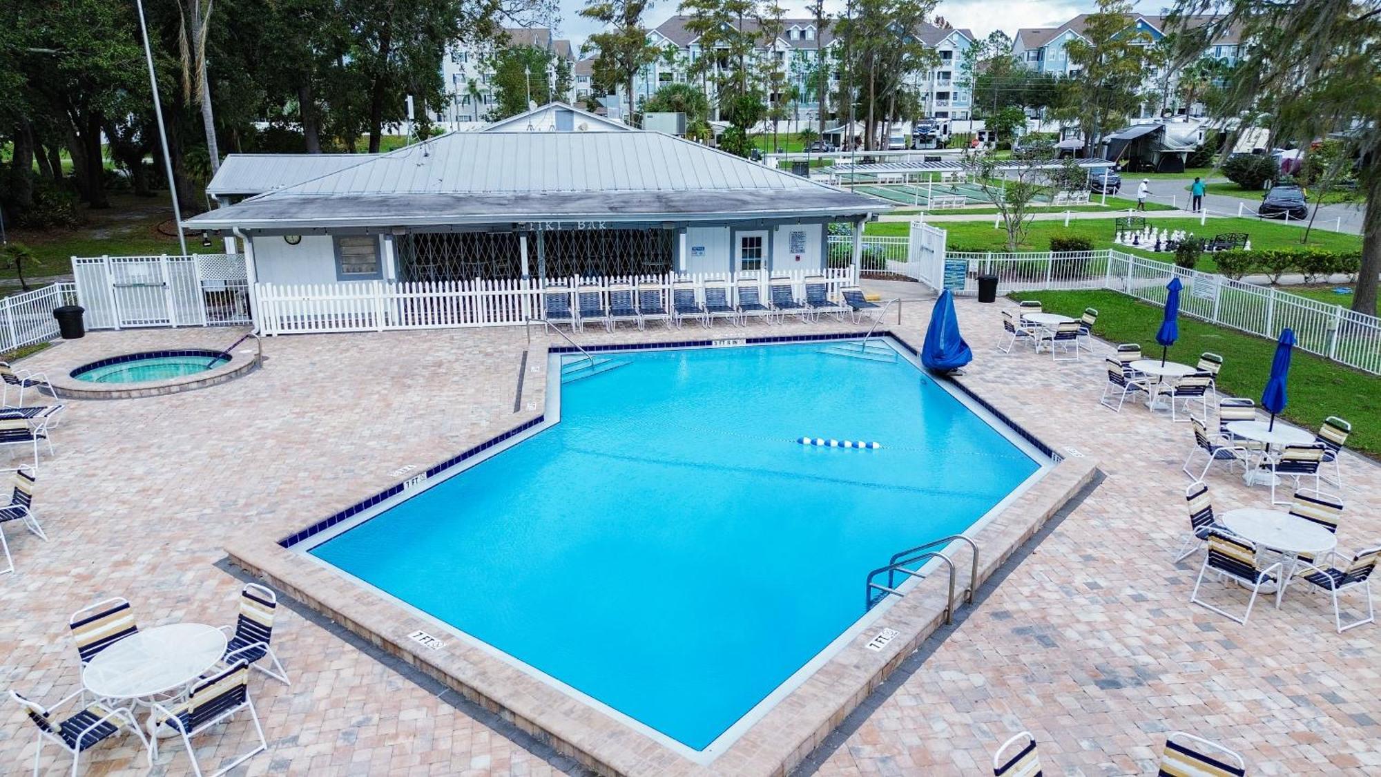 New! Family Near Disney-sleep 6 Holiday home Kissimmee